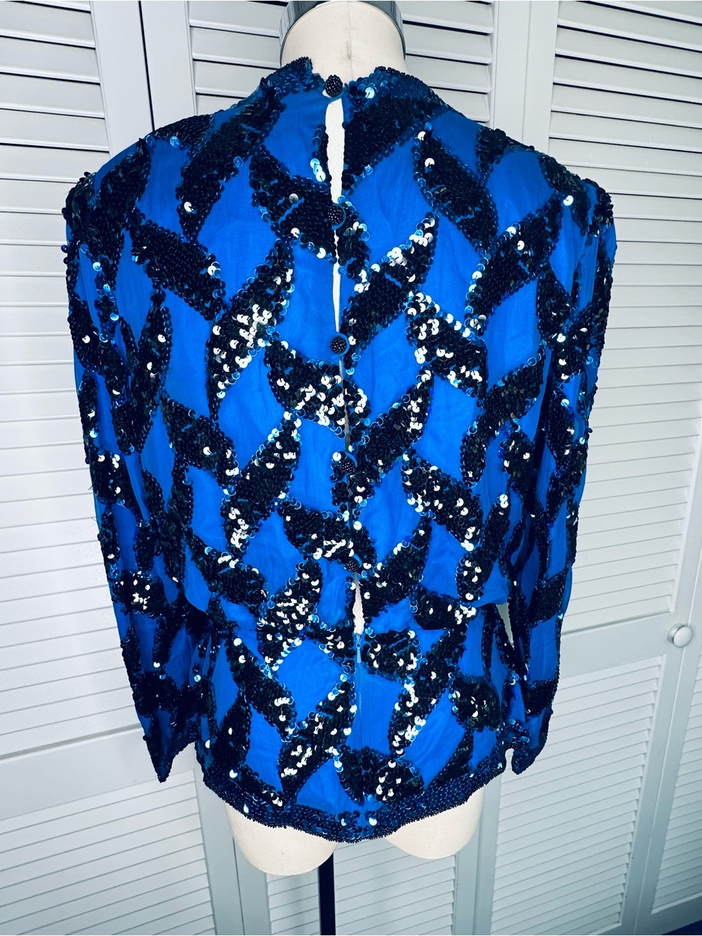 Vintage 1980s Oleg Cassini Fully Sequined Silk Evening Blouse Jacket Top Medium - Picture 3 of 12